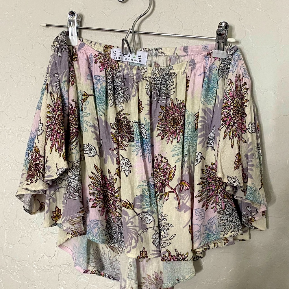 STELLA Floral Top